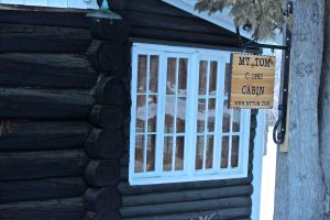Mt tom cabin 2