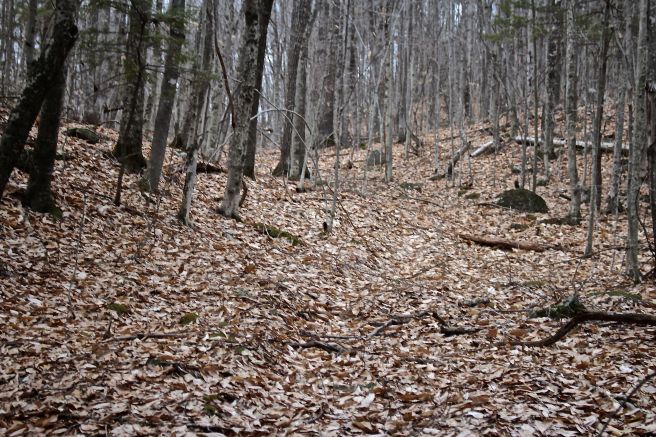 b-dip between eskers?