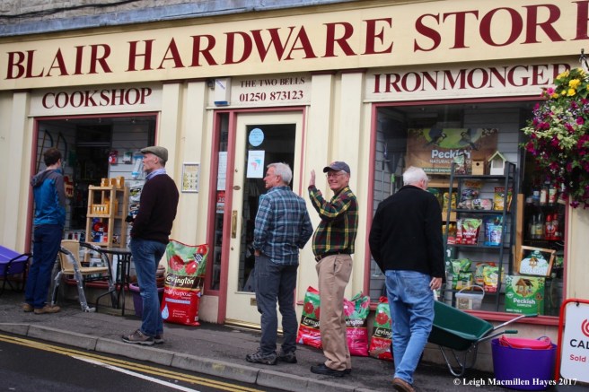 s-hardware store