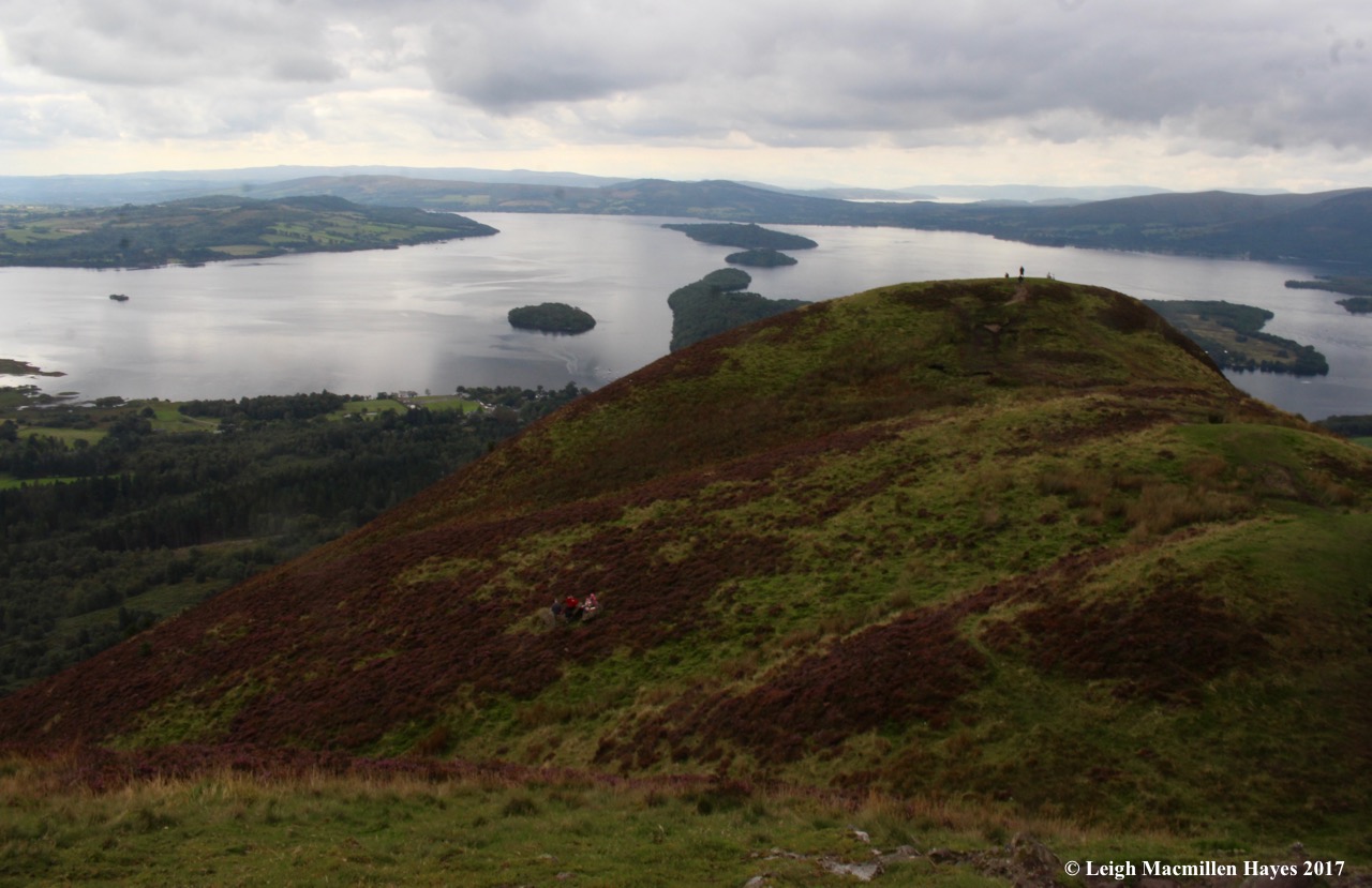 s-Loch Lomond below