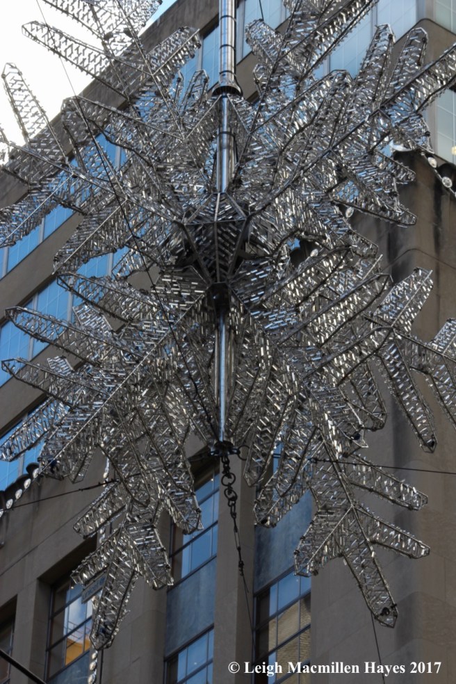 n-snowflake by Cartier