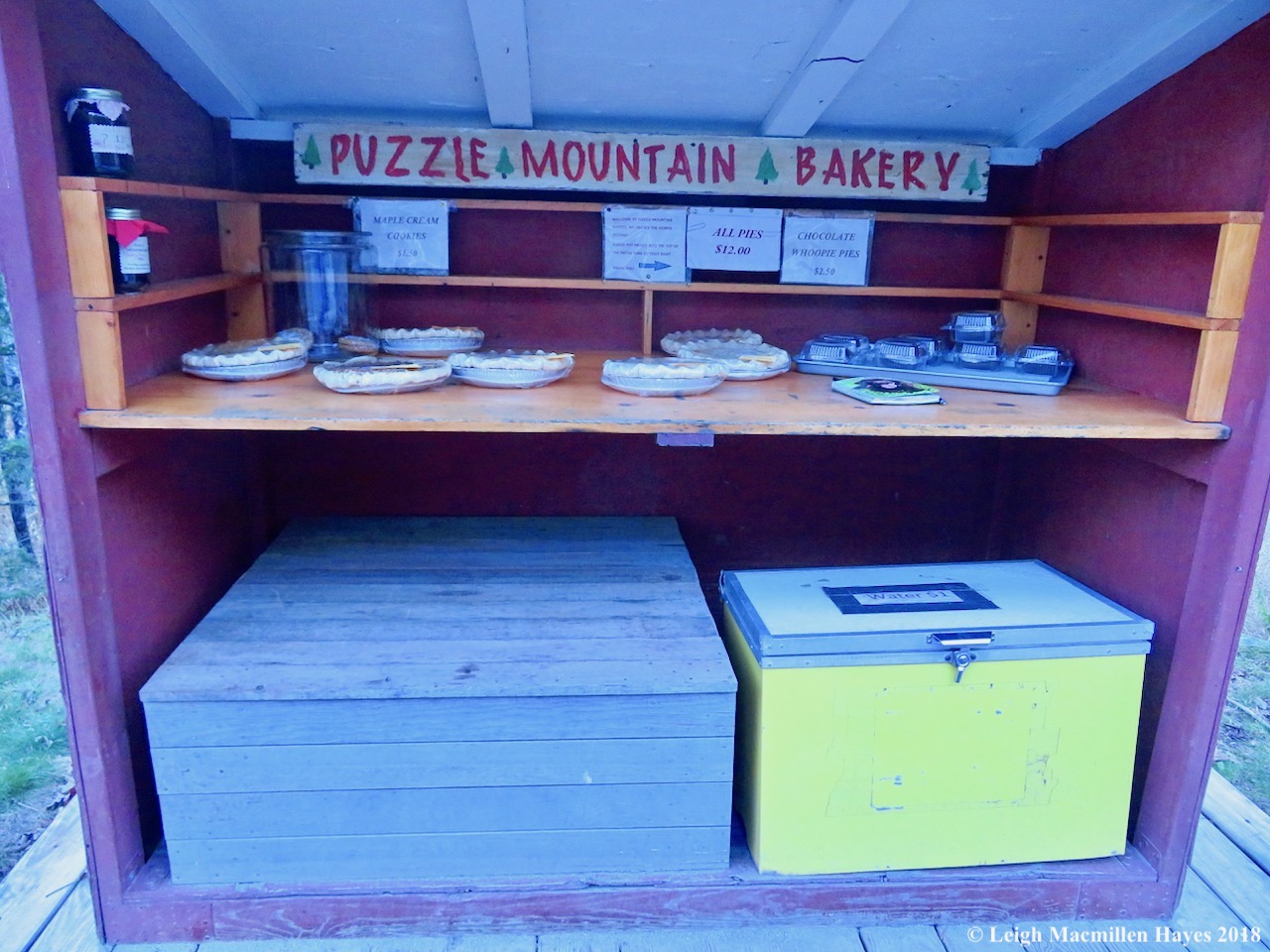 34-reaching the mat at Puzzle Mtn Bakery